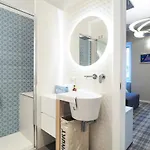 Panzió Moscova Luxury Milánó