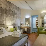 Moscova Luxury Bed and Breakfast 4*